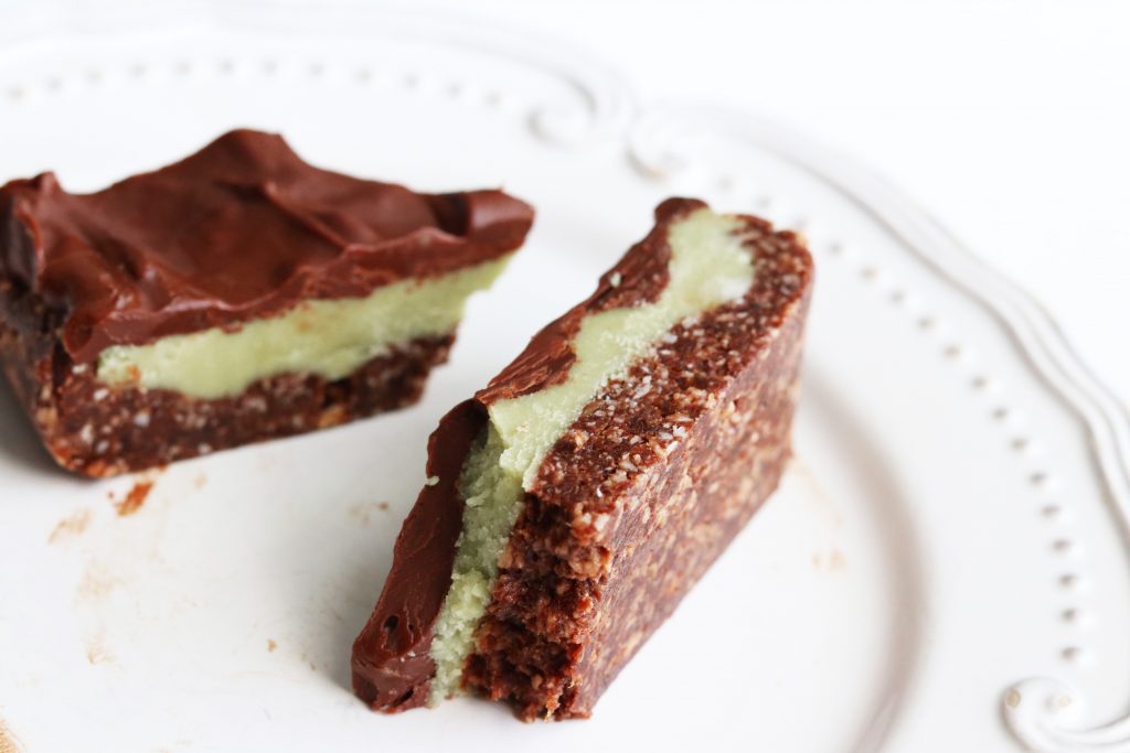 Paleo Chocolate Avocado Fudge Bars