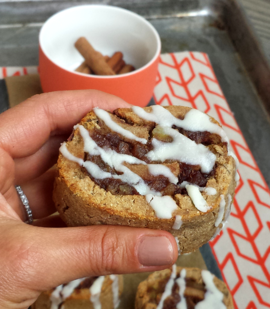 cinnamon rolls paleo aip no sugar