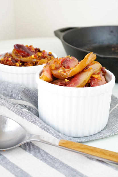 pear and plum cranberry crumble