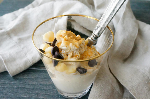 macadamia nut ice cream